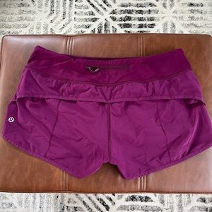 Lululemon speed up low rise shorts